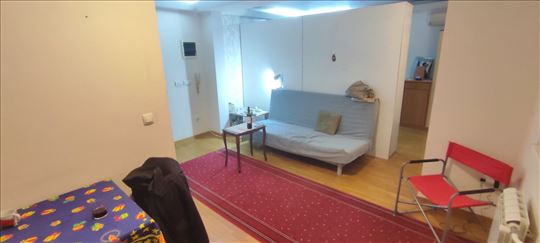 Crveni Krst, 40 m2 Novogradnja,Miran Top pozicija