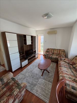izdavanje stana Juzni Bulevar