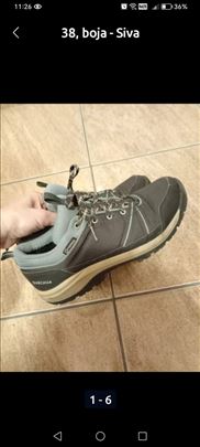 Vodootporne patike za kišu br 38