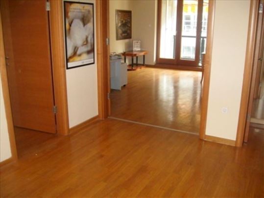 Vračar,Baba Višnjina.3,5,87m2,2/4,cg,lux,garaža