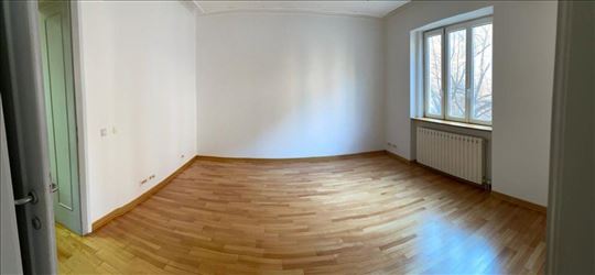 Vračar, Njegoševa, 99m2 za poslovni prostor