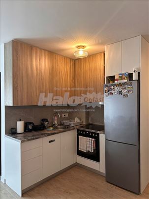 1.5 soba, 40m2, kompletno opremljen stan