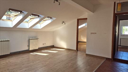 5.0 stan za izdavanje, za firme, Voždovac, 118m²