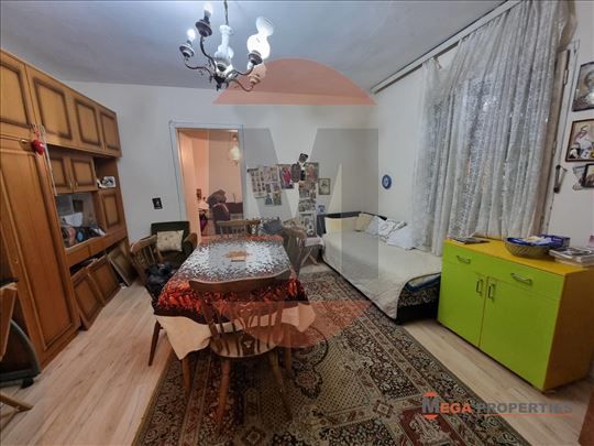 Dedinje, Diane Budisavljević, 33m2, PR, 1.5, bašta