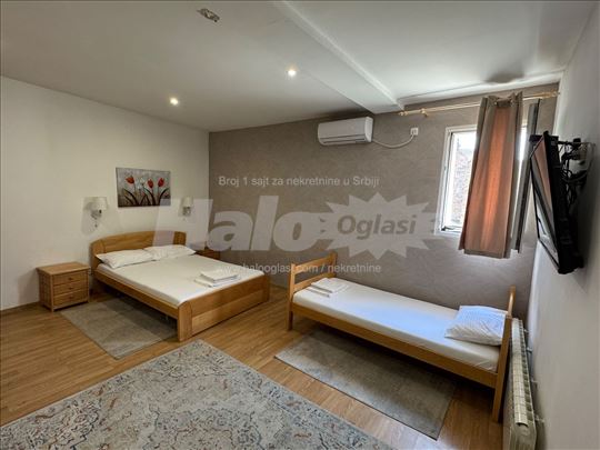 Izdavanje soba ispod Brankovog mosta