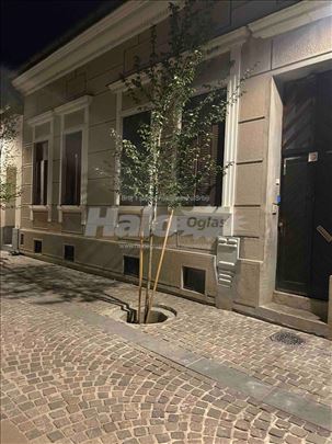 Kuća od 260m2 u pešačkoj zoni, centar Novog Sadada