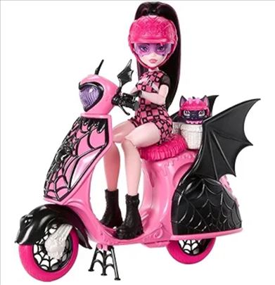Monster High Draculaura Vamptastic Scooter