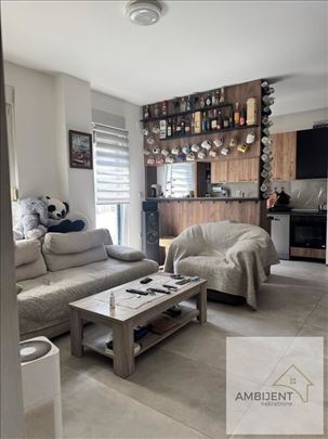Trosoban stan u Starim Banovcima, 71 m2