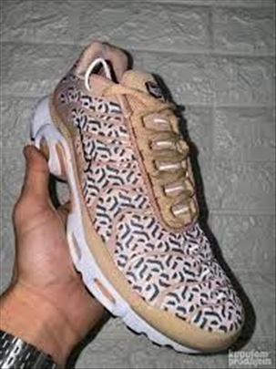 Nike Air Max Plus TN Burberry Beige