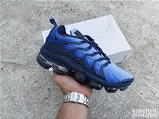 Nike Air Vapormax Plus Obsidian; NOVE Vapor Max