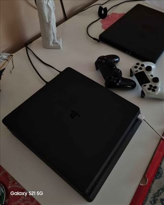 Sony ps4 slim odlican 500gb 