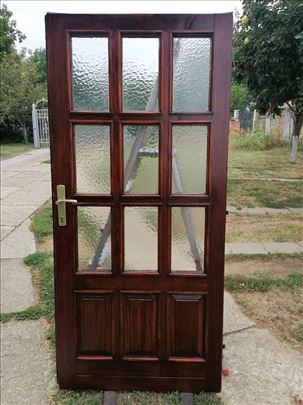 Unutrašnja vrata (čamovina)