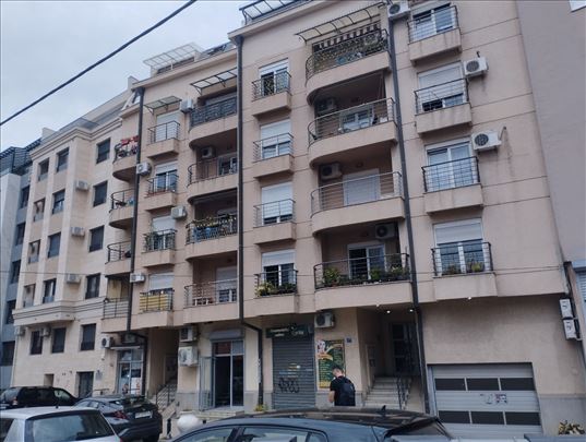 Vukov spomenik LEP 1,5-soban stan