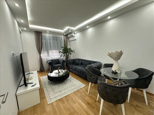 Banovo brdo - LUX- 42m² - sa garažom