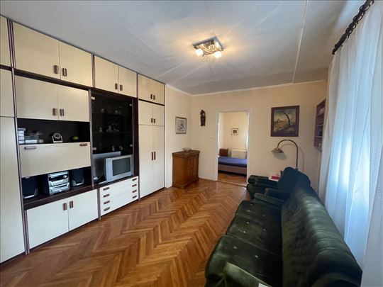 Na izuzetnoj lokaciji ugao Južnog bul i Maksima G.