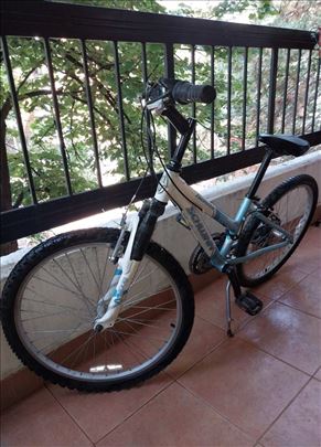 Prodajem bicikl Schwinn Frontier sport  24" 