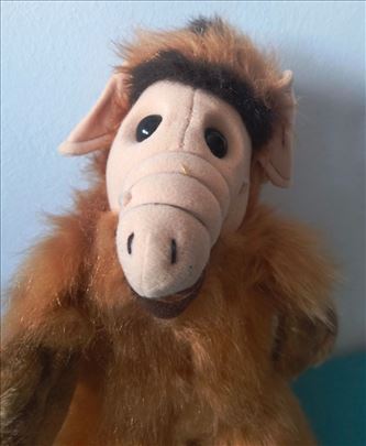 Veliki, pufnasti Alf
