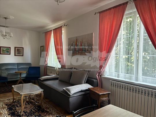 Vračar-izdajem stan 650 evra sa svim racunima