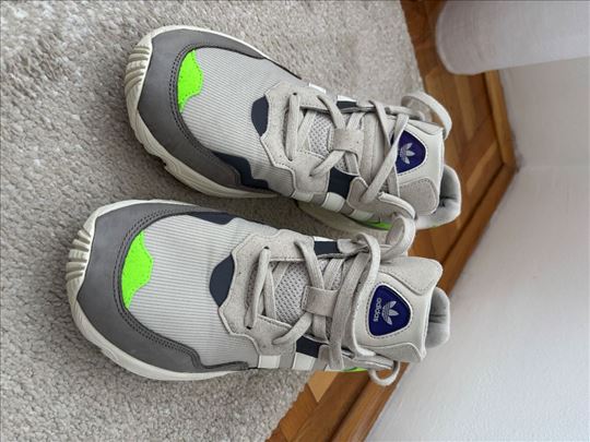 Adidas patike 44 2/3