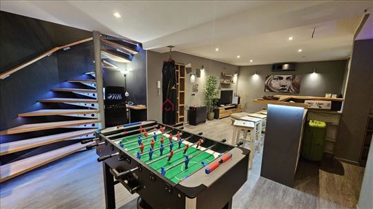 All inclusive Duplex with Gaming room
