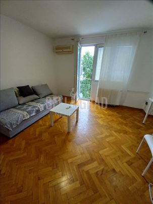 Autokomanda, odlična lokacija