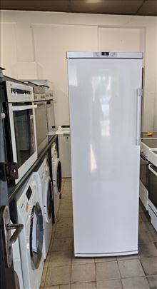 Frizider Bauknecht 376lit GARANCIJA 12 meseci