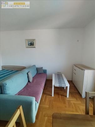 Garsonjera kod Kružnog toka 31m2