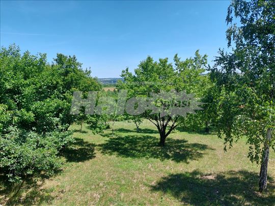 Barajevo-Boždarevac plac sa građevinskom dozvolom