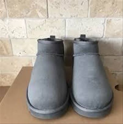 UGG Ultra Mini Grey; NOVE Ugg Sive