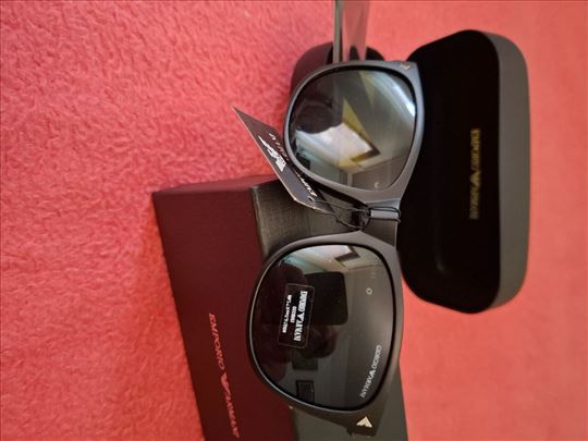 Armani unisex naočare za sunce nove