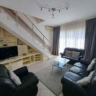 Cetvorosoban duplex penthouse,novogradnja