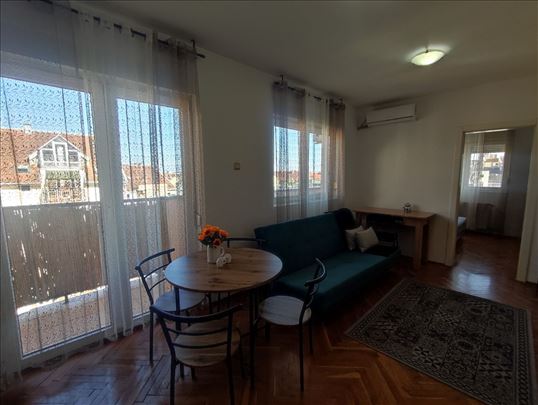 Lep 1.5 stan, 40m2, Cara Dušana