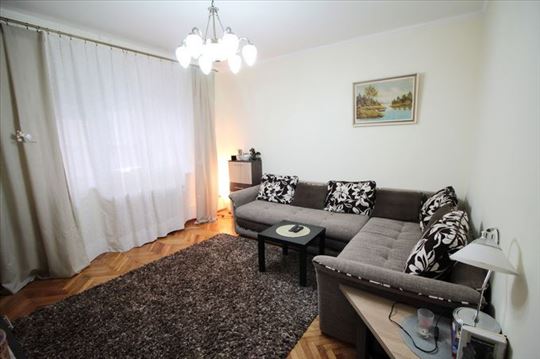 Lep stan na Dorćolu, ID 7698