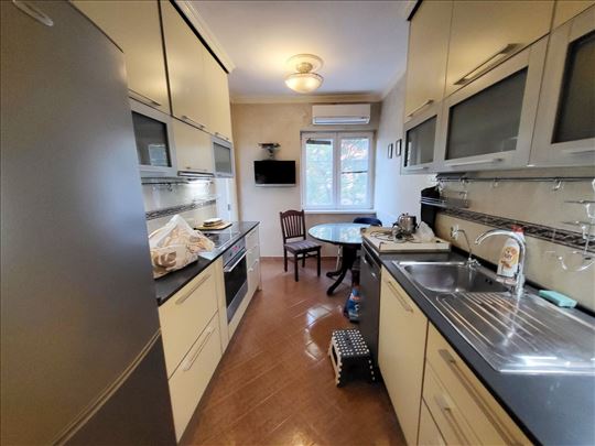 Renoviran u mirnoj ulici, pet friendly
