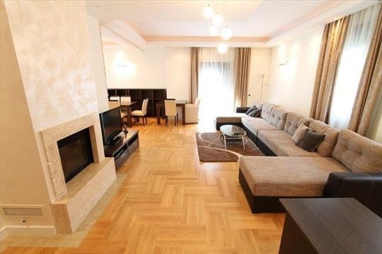 Senjak, 200m2, duplex, 3 kupatila, 2 garažna mesta