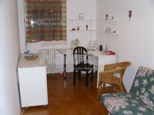 Soba izdavanje krug dvojke