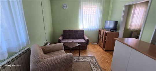 Useljiv 1.5 stan