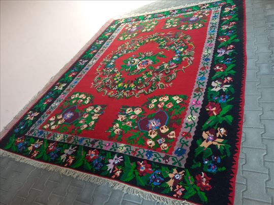 Ćilim 3,80m x 2,70m nov