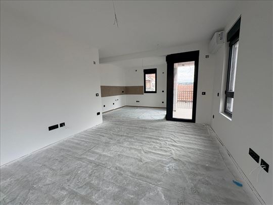 Cvetkova pijaca, 4.0, 87 m2, useljiv u oktobru