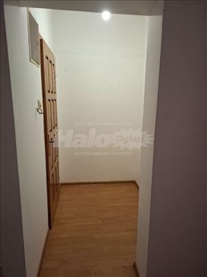 izdajen stan 40m2 Tosin bunar
