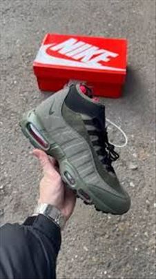 Nike Air Max 95 SneakerBoot Medium Olive Green