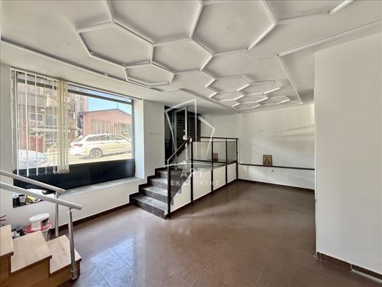 Poslovni prostor u Gavrila Principa, mereno 120m2 