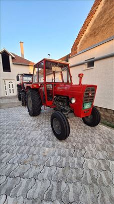 Prodajem traktor imt 560 