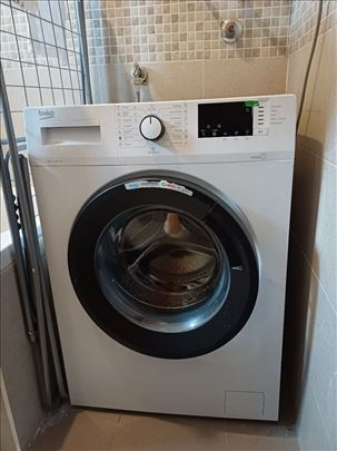 Prodajem Ves masinu BEKO WUE 6612 BA
