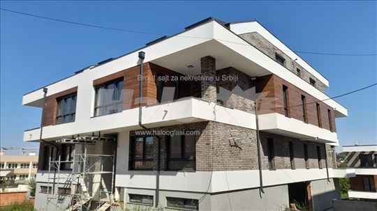 Sr Kamenica u blizini novog mosta pocetak Popovice