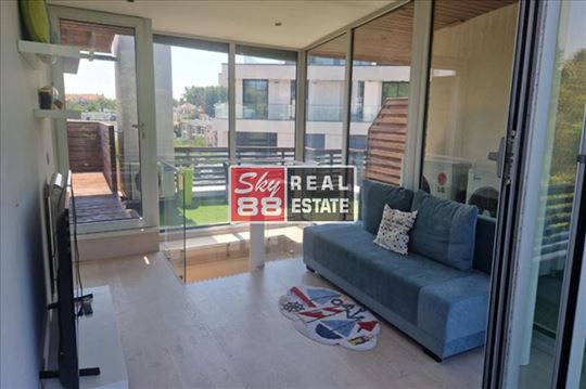 Dedinje , blizina Belog Dvora , luksuzna vertikala