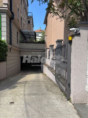 Garažno parking mesto Vračar