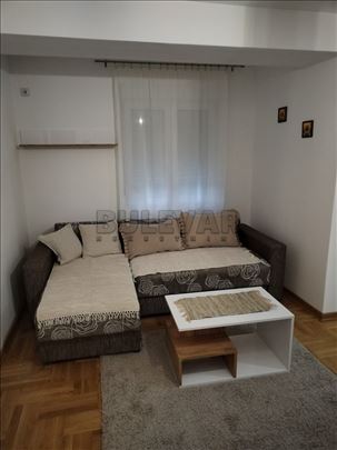 Izdaje se garsonjera kod Šojke, 28m2!