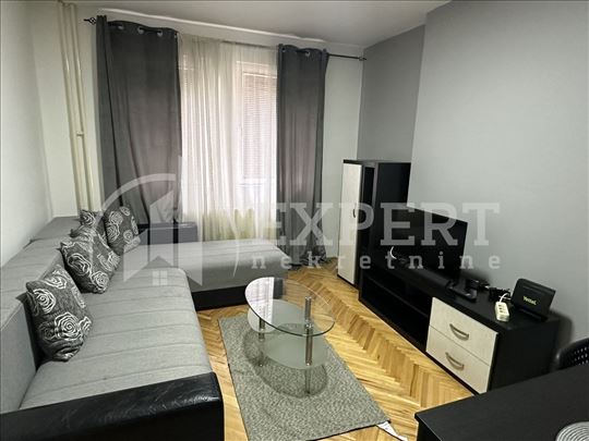 Izdaje se odličan stan na Matejevačkom putu, 43m2
