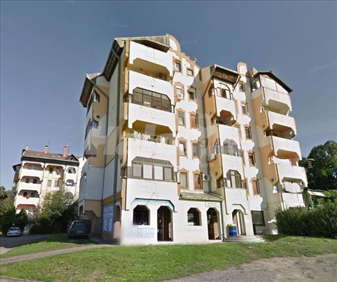 Izdajem stan u centru Bačke Topole